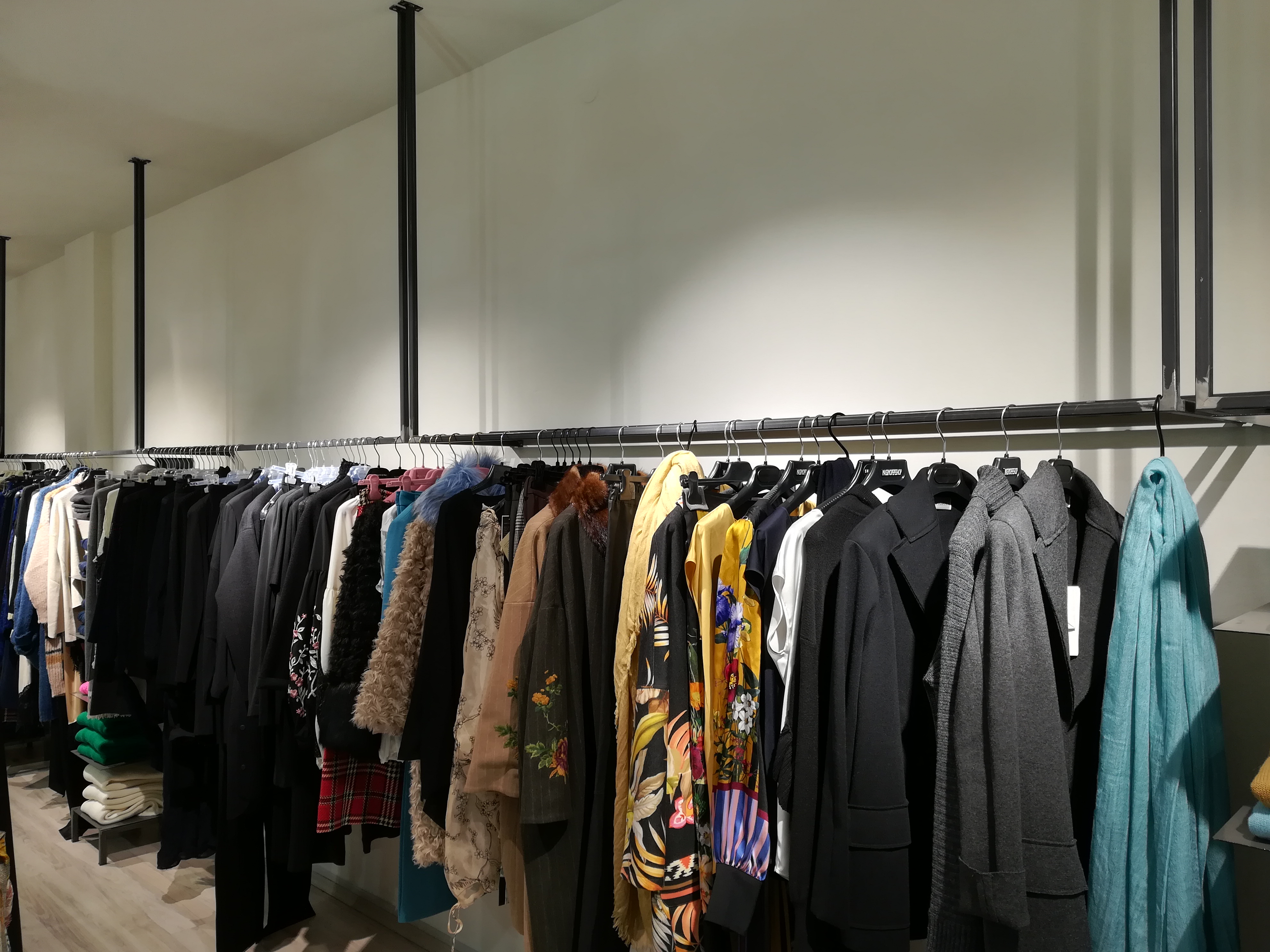 Massimo Pepe Shop Affi